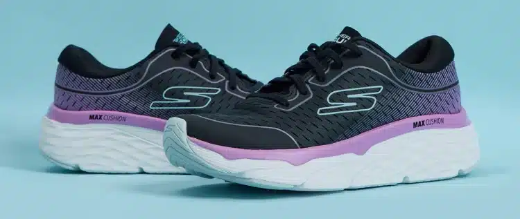 De populære Skechers skoene med passformet såler