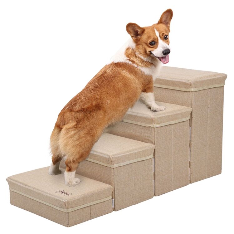 Beige trapp til hund og katt